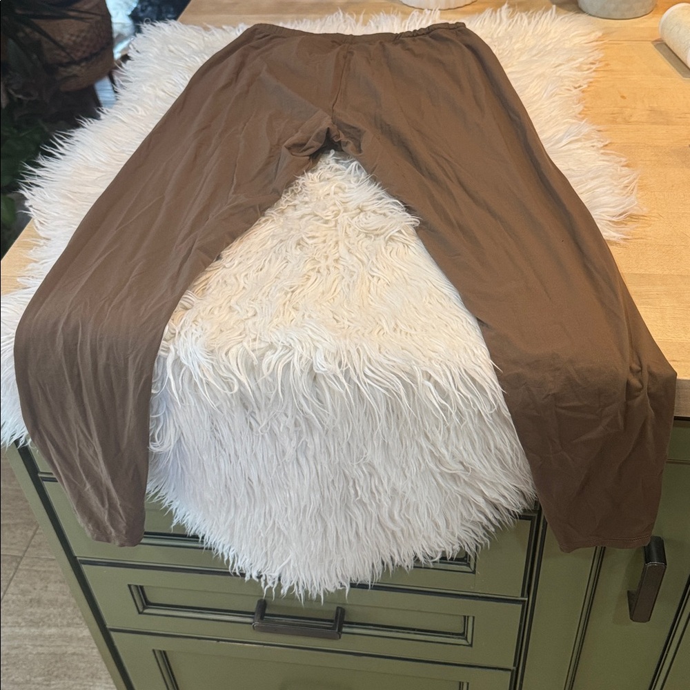 SKIMS fits everybody Leggings in colour oxide